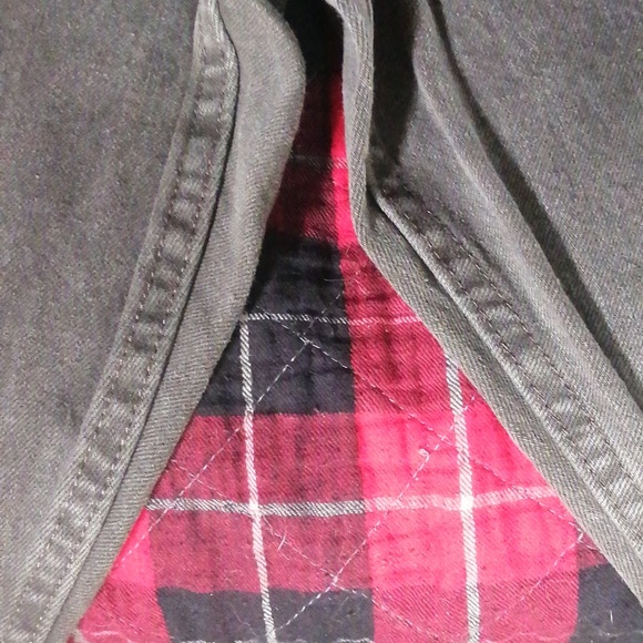 Wrangler Jeans - Picture 2 of 4